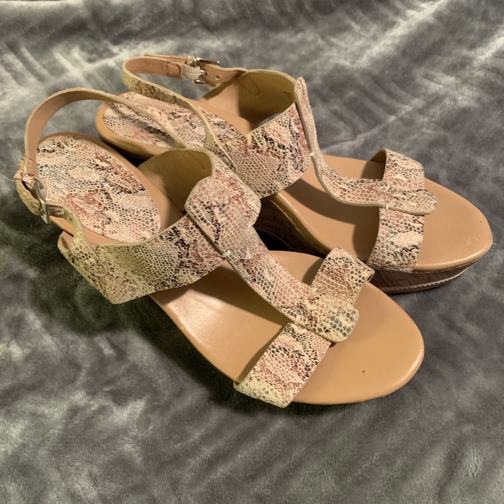 Donald J Pliner Snakeskin Wedges